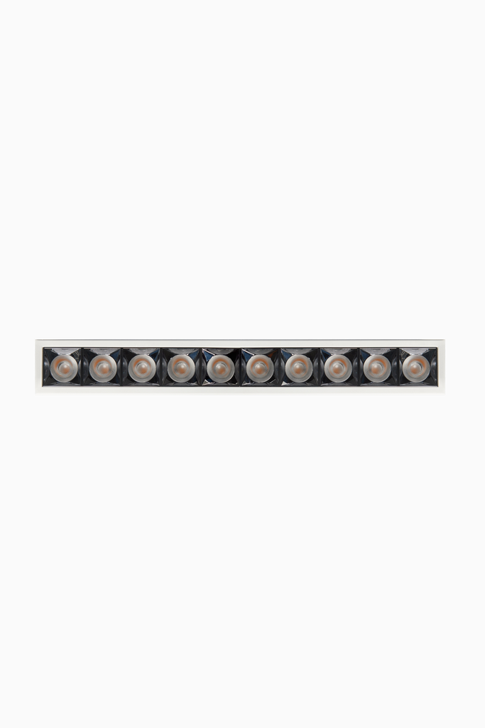LINEAR ORNA 40W 4000K BLANCO REFLECTOR NEGRO 50x50º 1-10V